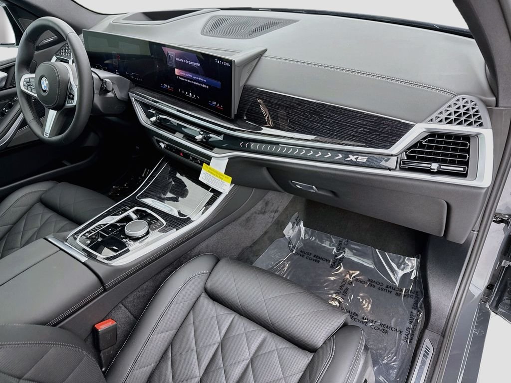 New 2026 Gray Metallic BMW xDrive40i image 16