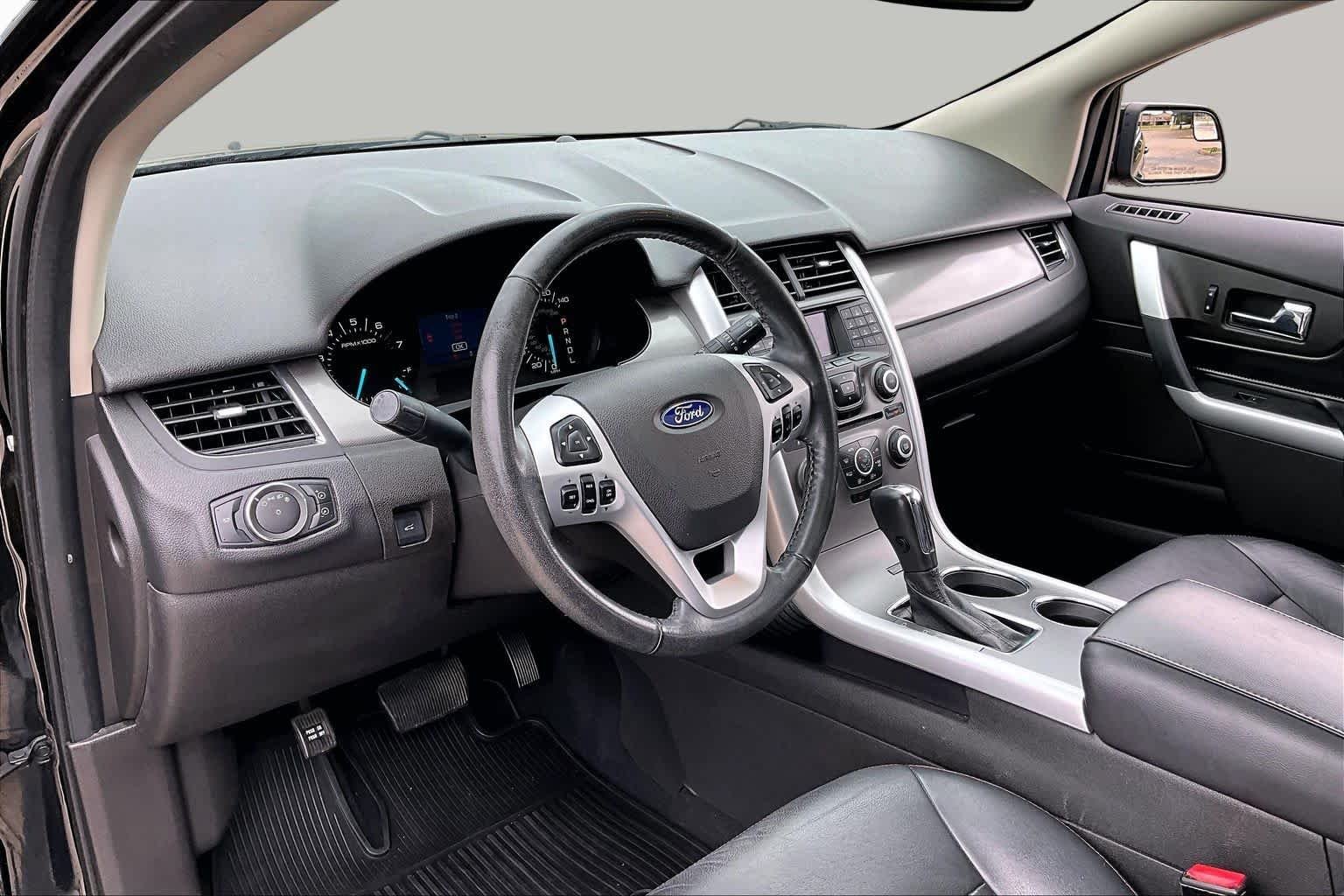 Used 2012 Tuxedo Black Metallic Ford SEL image 18