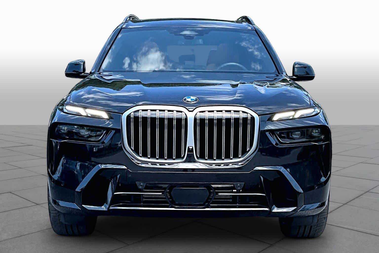 Certified Used 2026 Black Sapphire Metallic BMW xDrive40i image 4