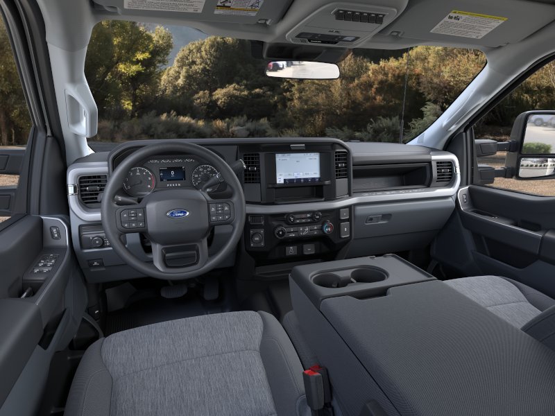 New 2025 Oxford White Ford F-350® XL image 9