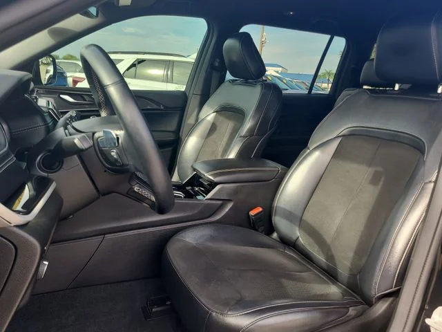 Used 2021 Black Jeep Altitude image 22