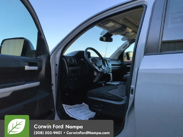 Used 2018 Magnetic Gray Metallic Toyota  image 9