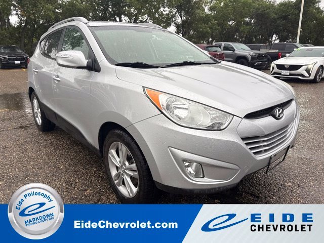 Used 2013 Silver Hyundai GLS image 1