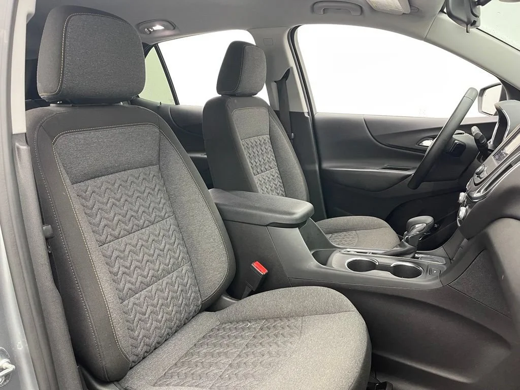 Used 2024 Sterling Gray Metallic Chevrolet LT image 31