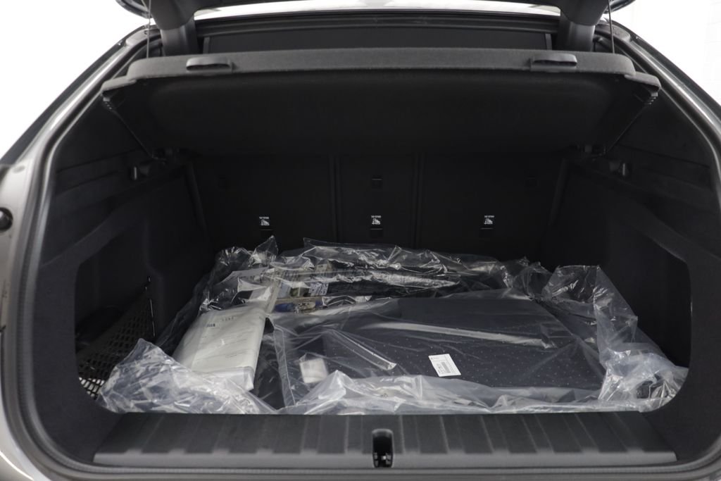 New 2026 Skyscraper Grey Metallic BMW xDrive28i image 18