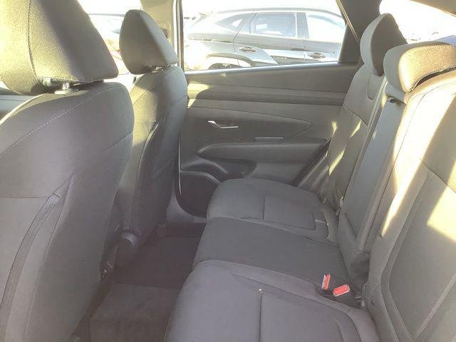 New 2026 White Pearl Hyundai SE image 3