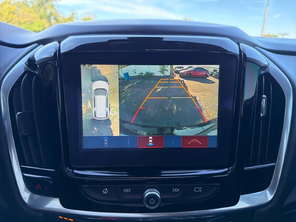 Used 2019 Black Chevrolet Premier image 20