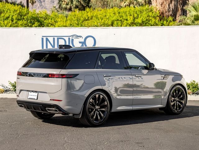New 2026 Borasco Grey LAND ROVER Dynamic SE image 6