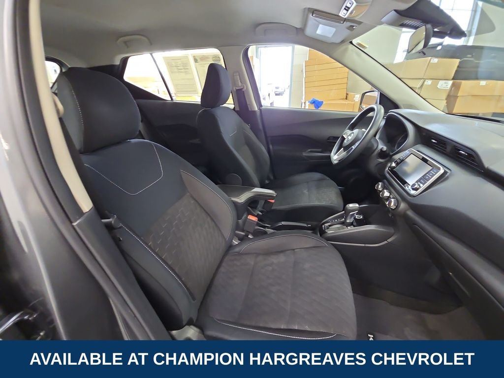 Used 2022 Gun Metallic Nissan S image 36