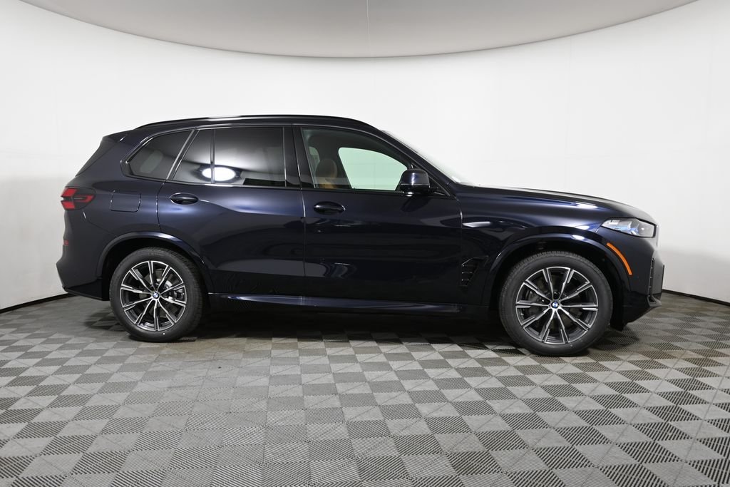 New 2026 Carbon Black Metallic BMW xDrive50e image 8