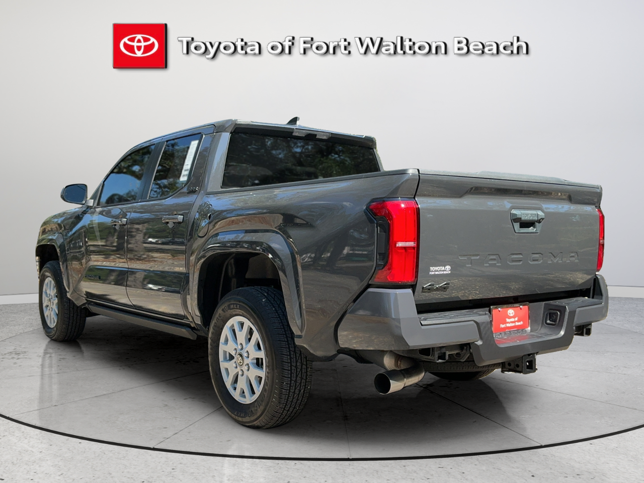 Used 2025 Gray Toyota SR5 image 4