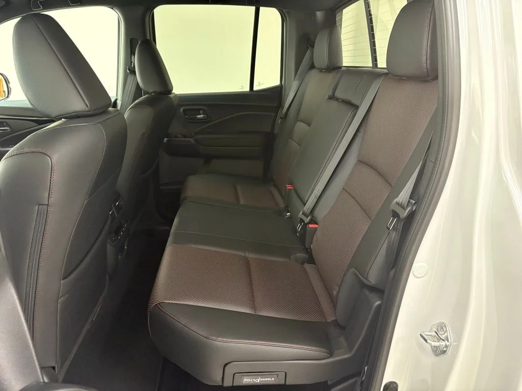2026 Honda Ridgeline Black Edition - Photo 12