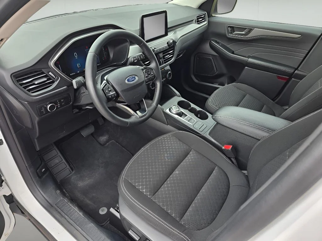 Used 2024 Oxford White Ford Active image 15