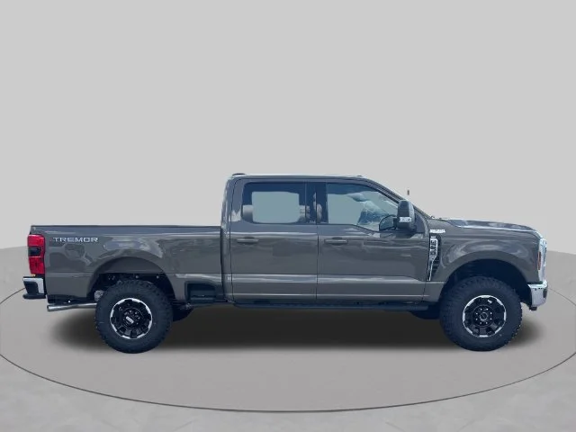 New 2027 Marsh Gray Metallic Ford F-250® XLT image 6