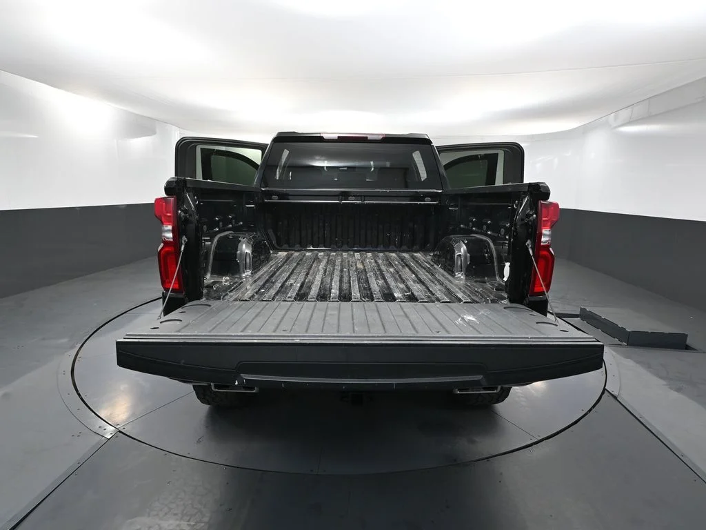 Certified Used 2022 Black Chevrolet RST image 45