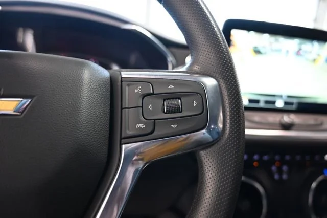 Used 2024 Black Chevrolet 2LT image 23