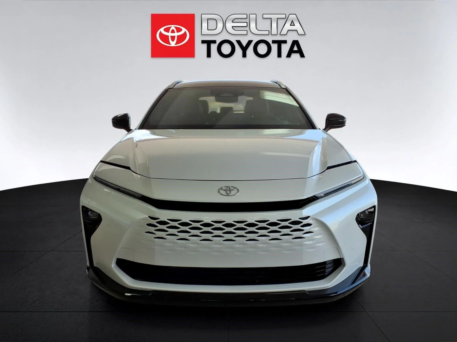 New 2026 Oxygen White Toyota Limited image 8