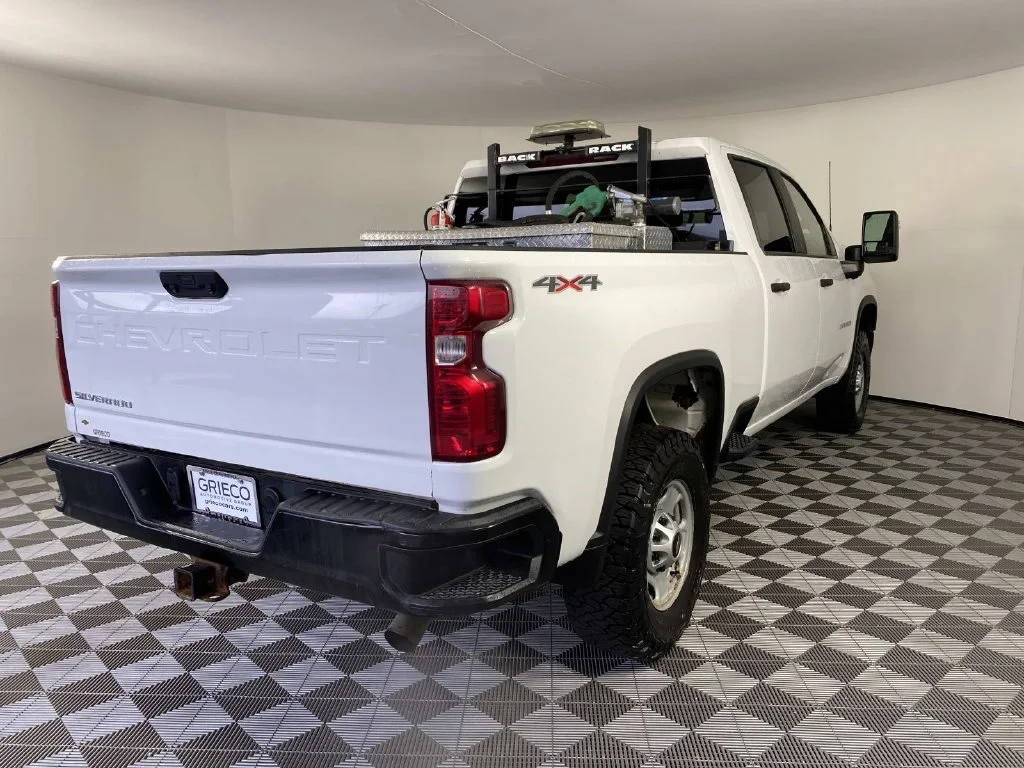 Used 2020 Summit White Chevrolet Work Truck image 10