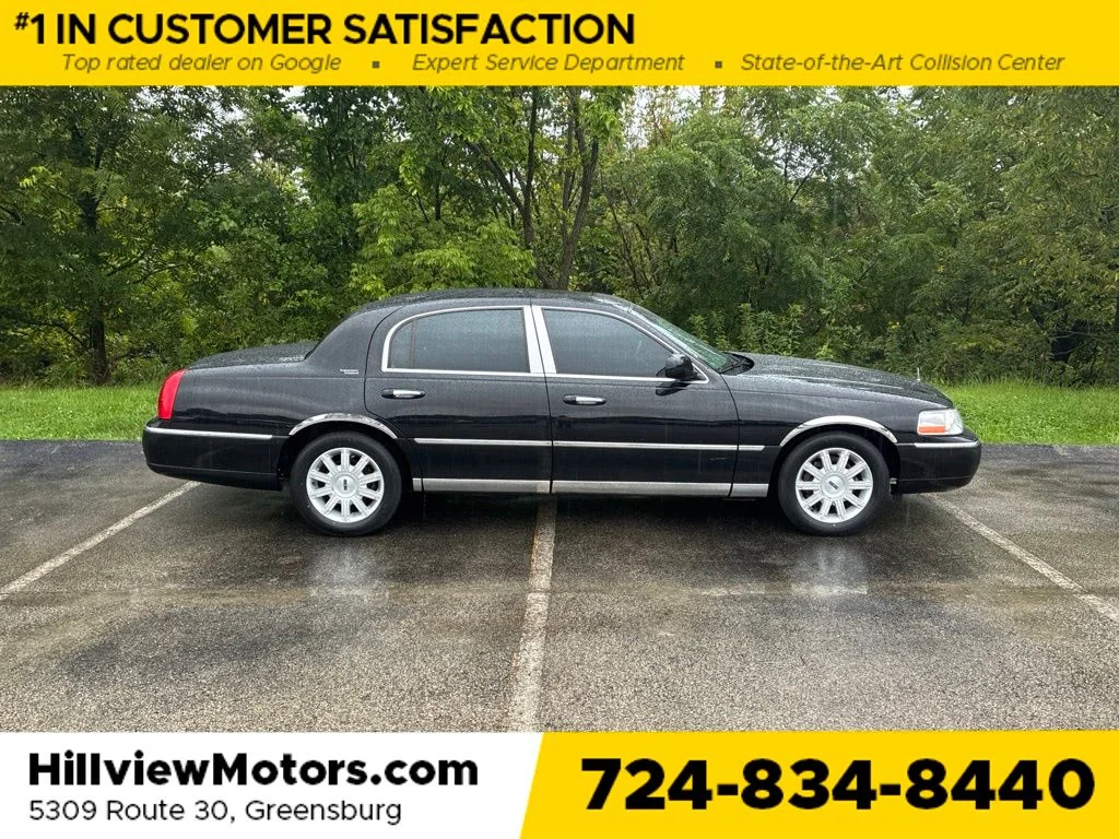 Used 2009 Black Clearcoat Lincoln Signature image 6