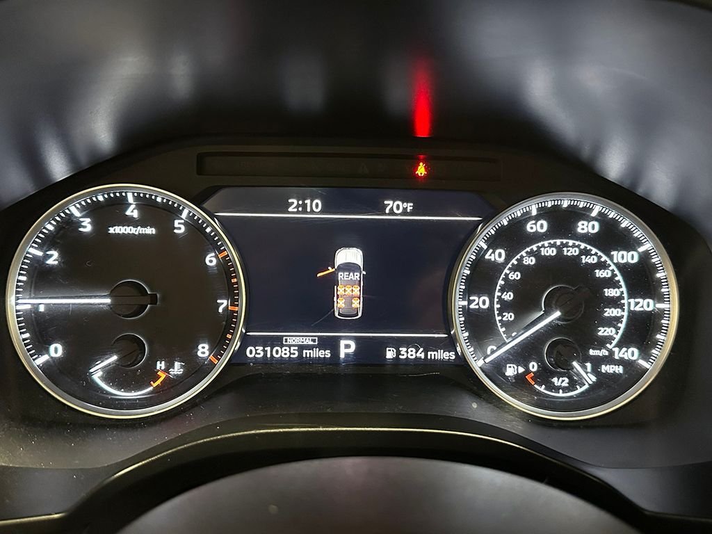 Used 2025 Silver Mitsubishi  image 30