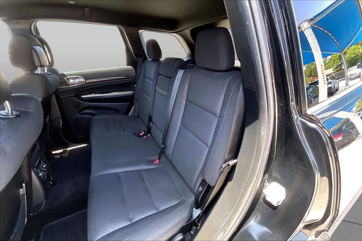 Used 2018 Diamond Black Crystal Pearlcoat Jeep Upland image 20