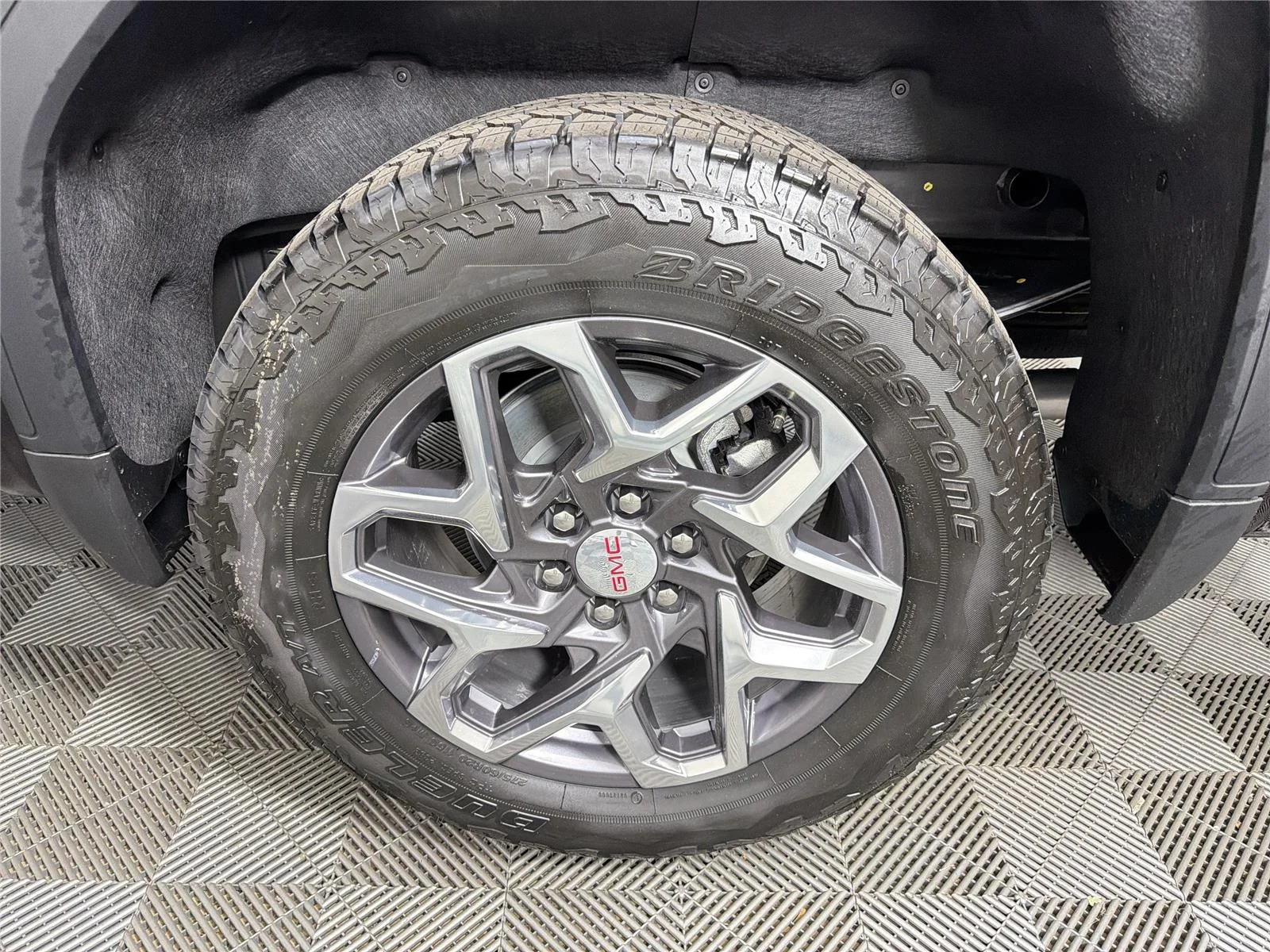 New 2026 Onyx Black GMC SLT image 17