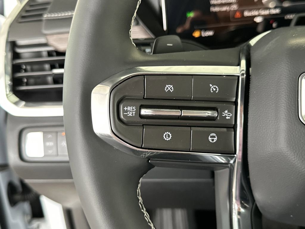 2026 GMC Acadia Denali - Photo 21
