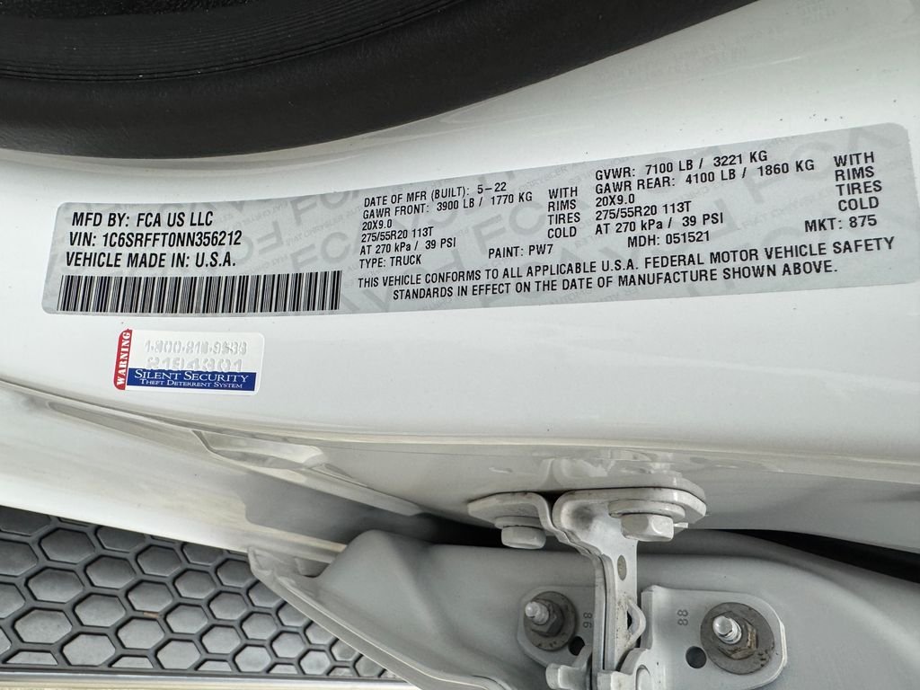 Certified Used 2022 White Ram Big Horn/Lone Star image 32
