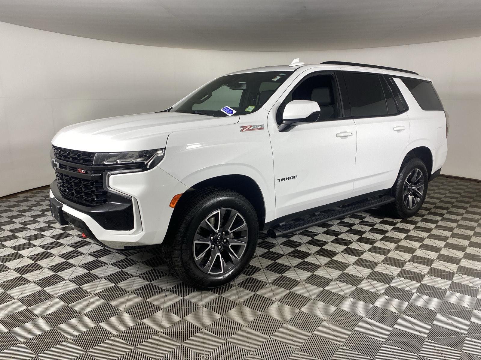 Used 2023 Summit White Chevrolet Z71 image 3