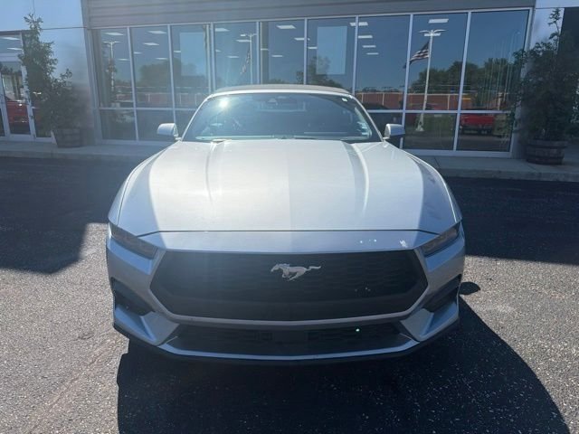 Used 2025 Iconic Silver Metallic Ford EcoBoost Premium image 9