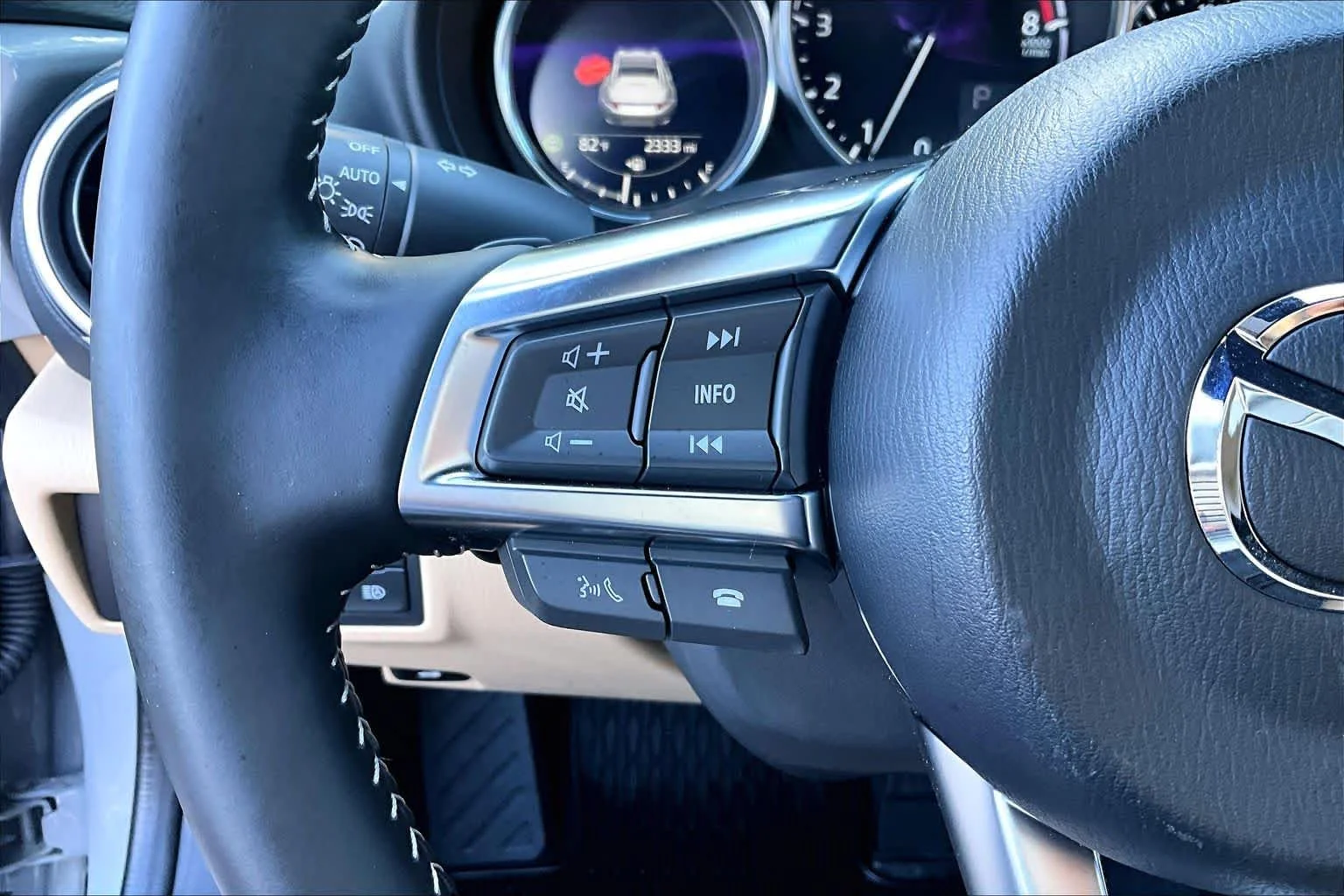 Used 2024 Aero Gray Mazda Grand Touring image 21