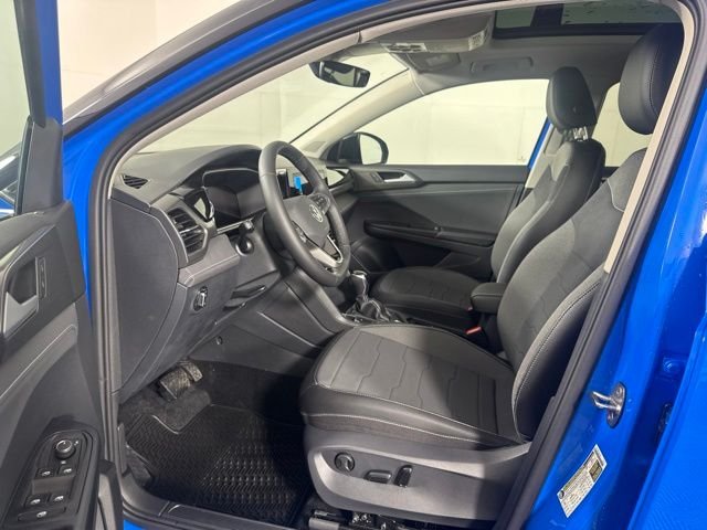 New 2026 Blue Volkswagen 1.5T SE Black image 10