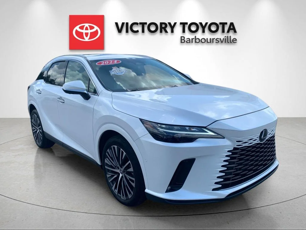 Used 2024 White Lexus 350 Premium Plus image 5