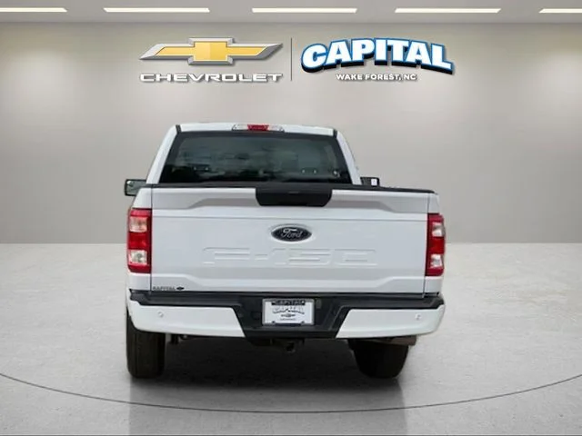 Used 2023 White Ford XL image 4