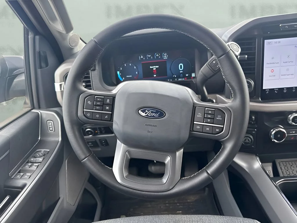 Used 2024  Ford XLT image 12