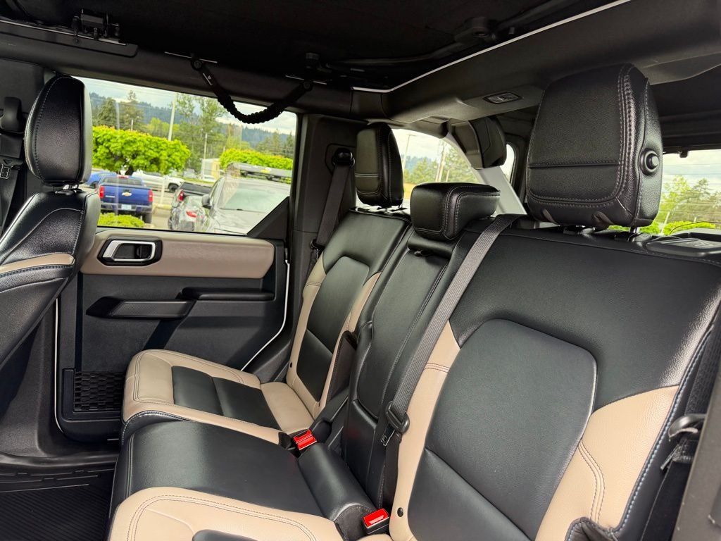 Used 2024 White Ford Wildtrak image 29