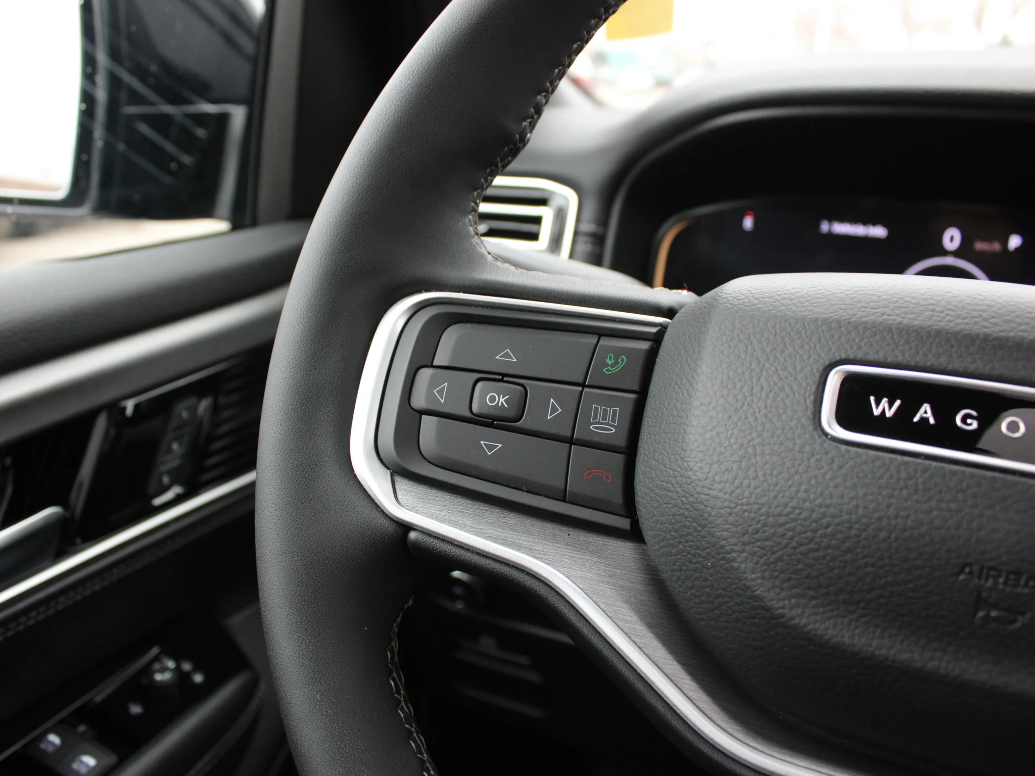 Certified Used 2025 Silver Jeep Series III Super * Twin-Turbo | McIntosh | Head-Up Display | Heated Nappa Leather | Running Boards image 28