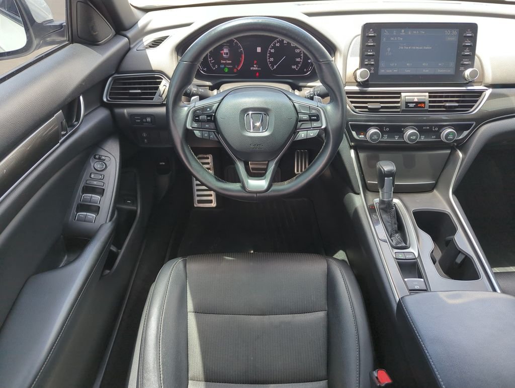 Used 2018  Honda Sport image 14