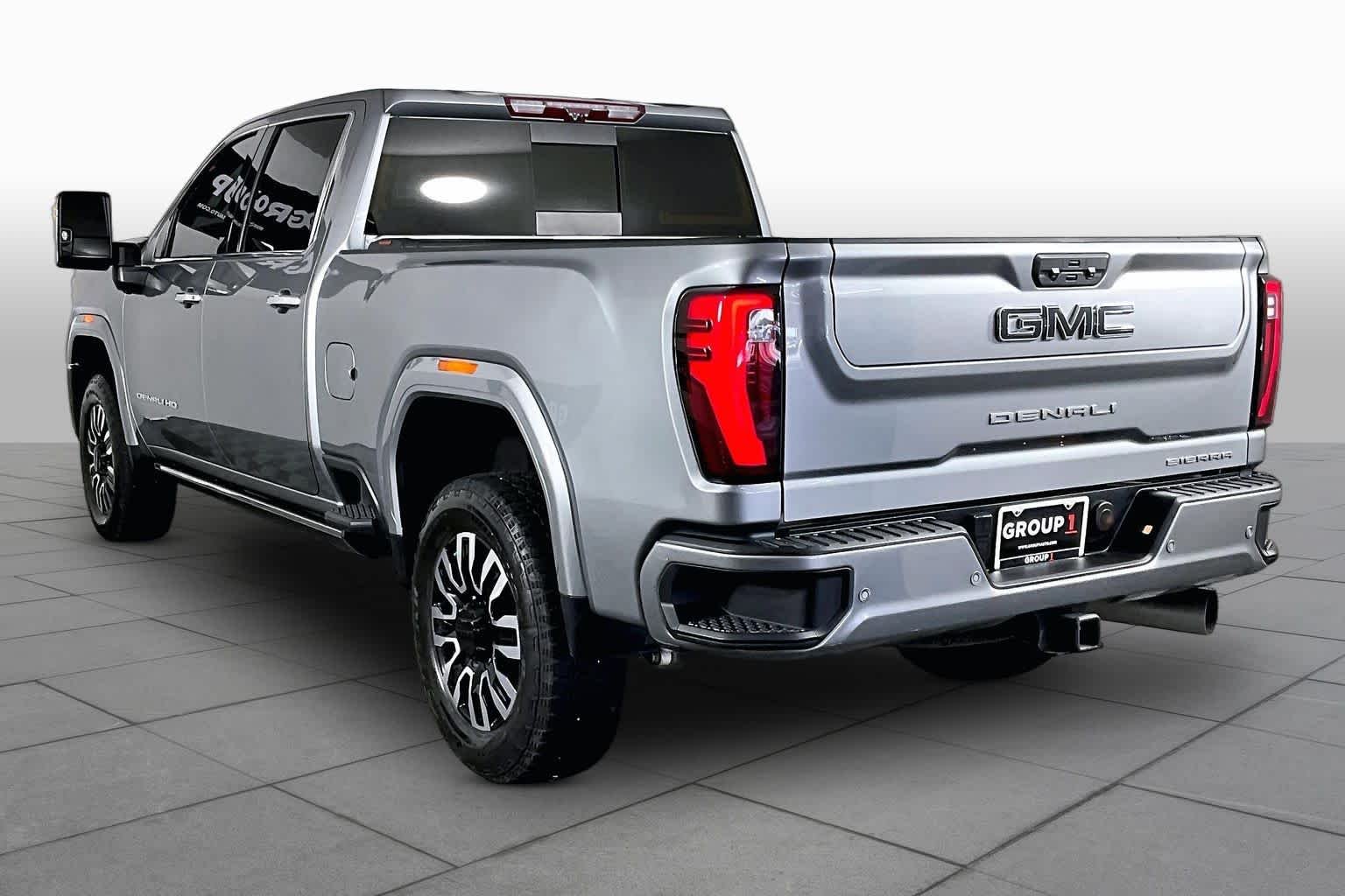 Used 2024 Sterling Metallic GMC Denali Ultimate image 12
