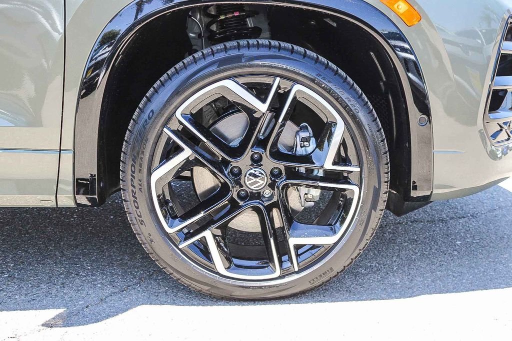 New 2026 Green Volkswagen 2.0T SEL R-Line Turbo image 11