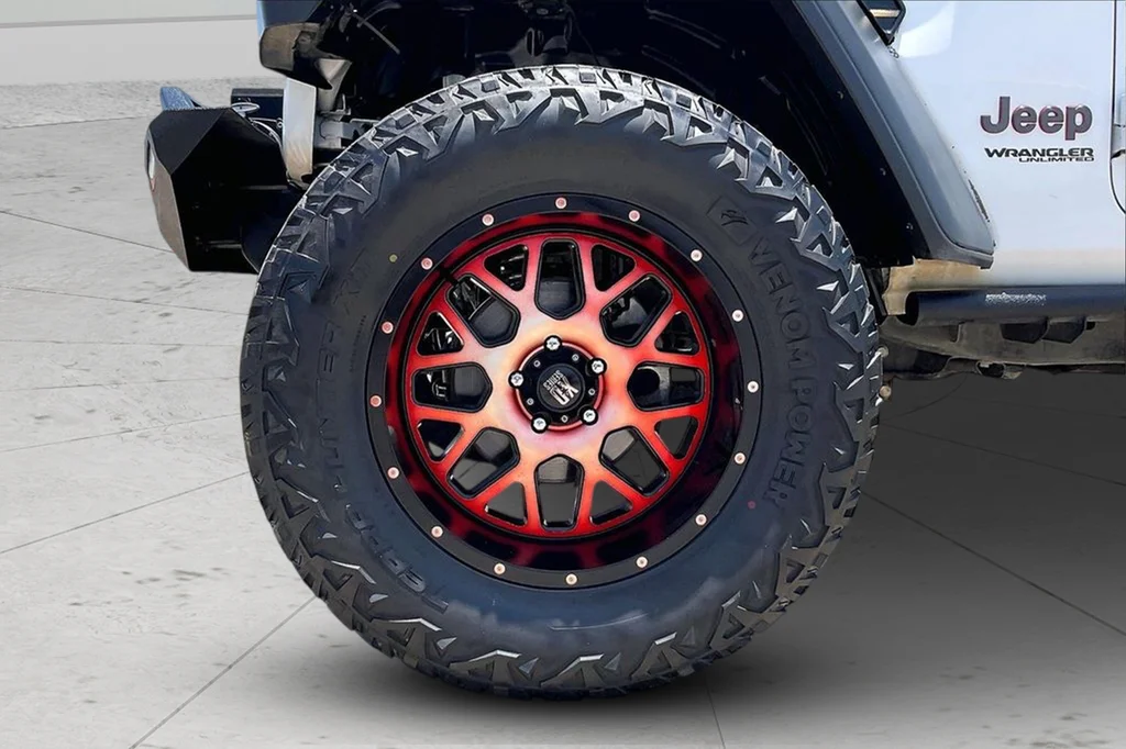Used 2021 White Jeep Unlimited Rubicon image 33