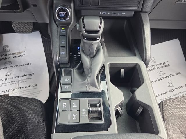 Used 2025  Toyota 1958 image 18