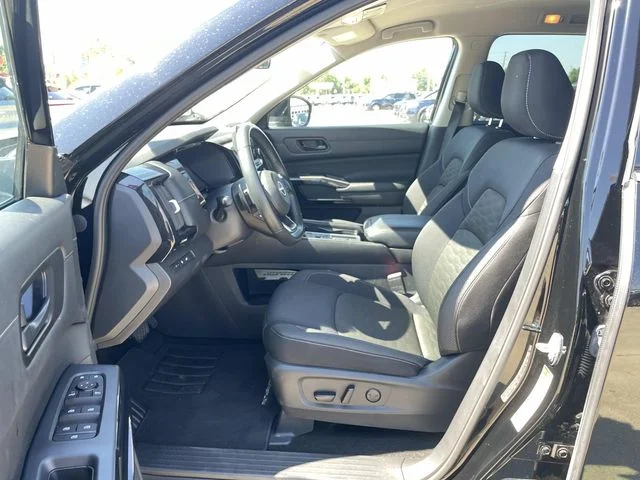 Used 2025 Black Nissan SV image 11