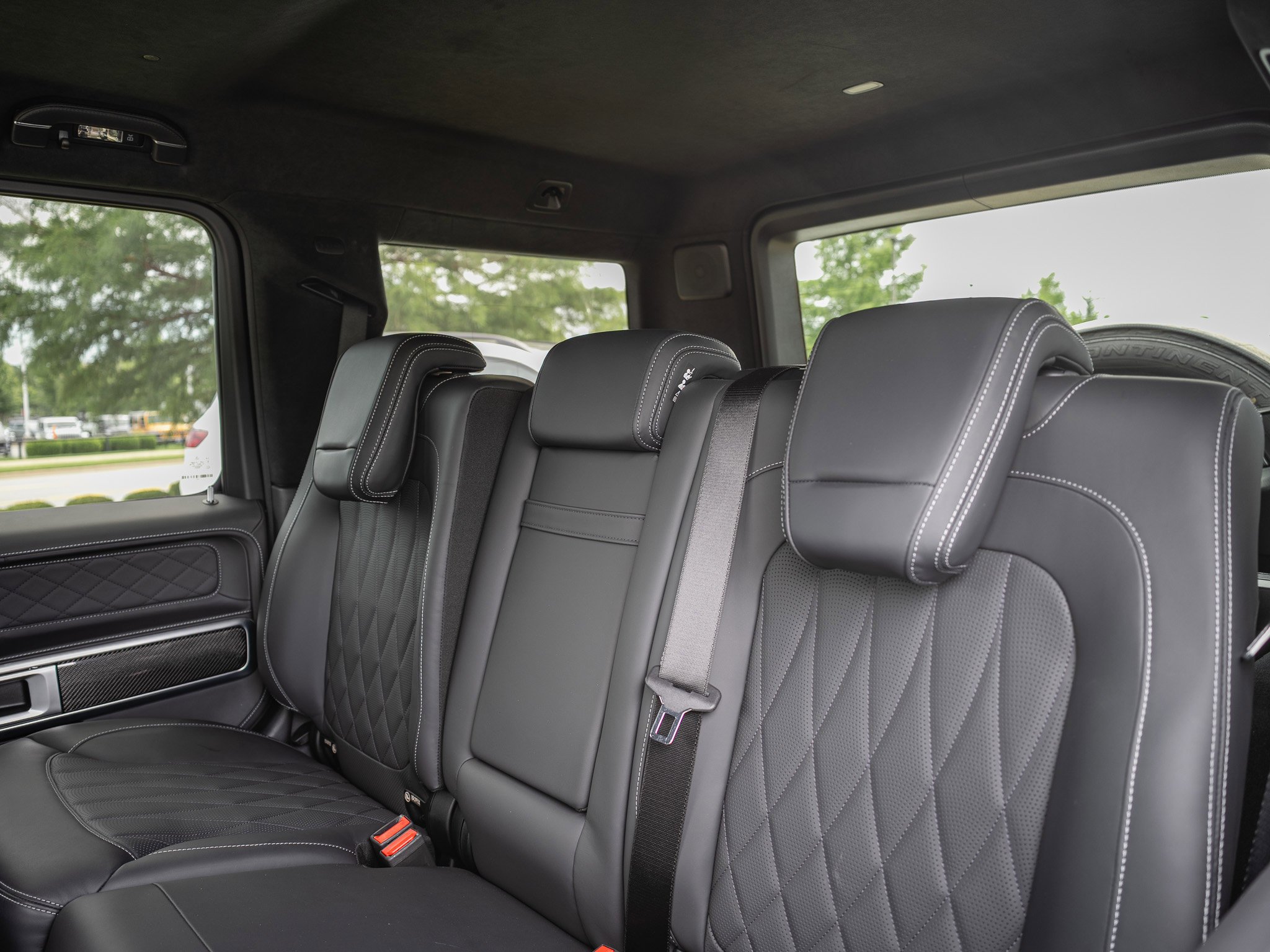 Certified Used 2026 MANUFAKTUR Night Black Magno Mercedes-Benz G 550 image 32