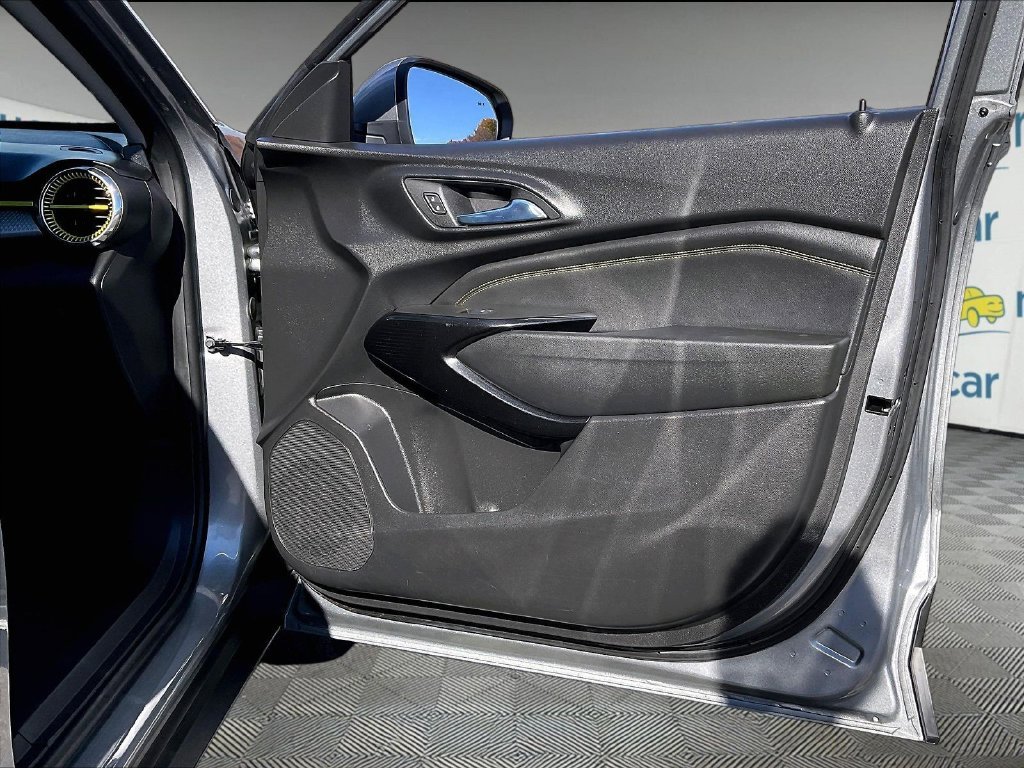 Used 2024 Gray Chevrolet LT image 26