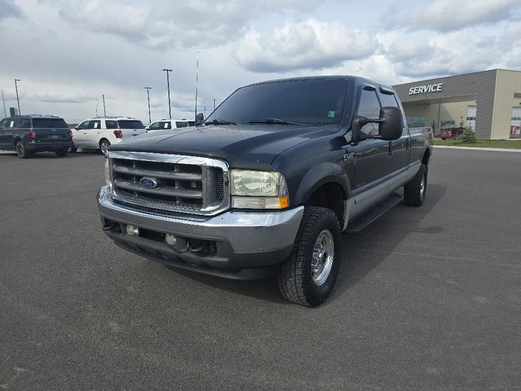 2002 Ford F-350 Lariat 4x4 Crew Cab SWB's photo