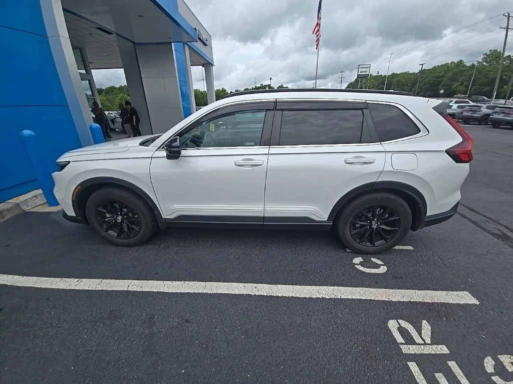 Used 2023 White Honda Sport image 7