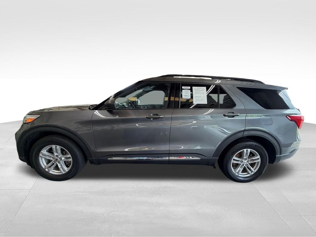 Used 2023 Gray Ford XLT image 3