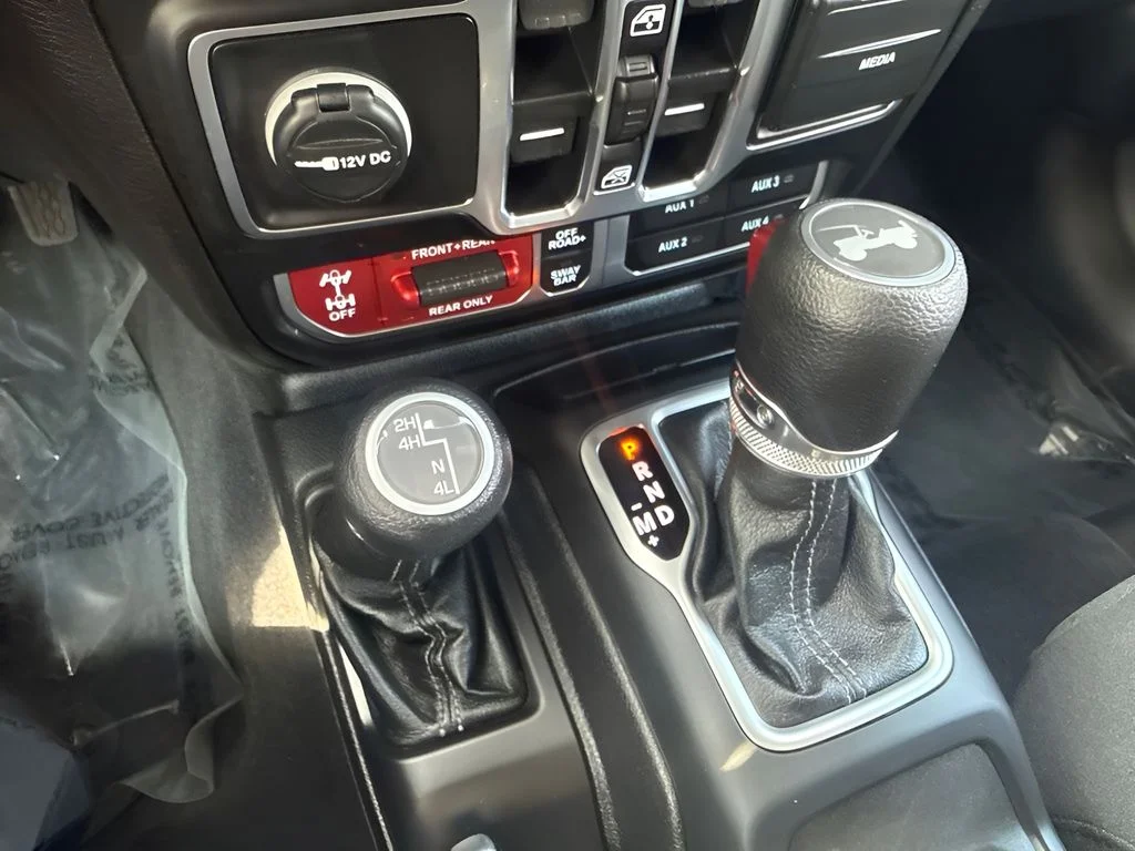 Used 2025 Gray Jeep Rubicon image 16