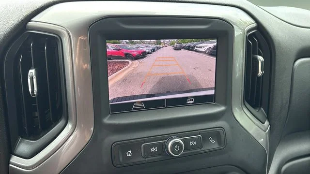 Used 2024 White Chevrolet Custom image 28